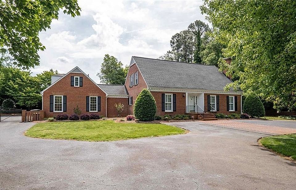 1st image of 3602 Sherwood Cir