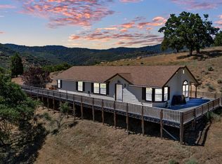 23661 Reindeer Dr, Tehachapi, CA 93561