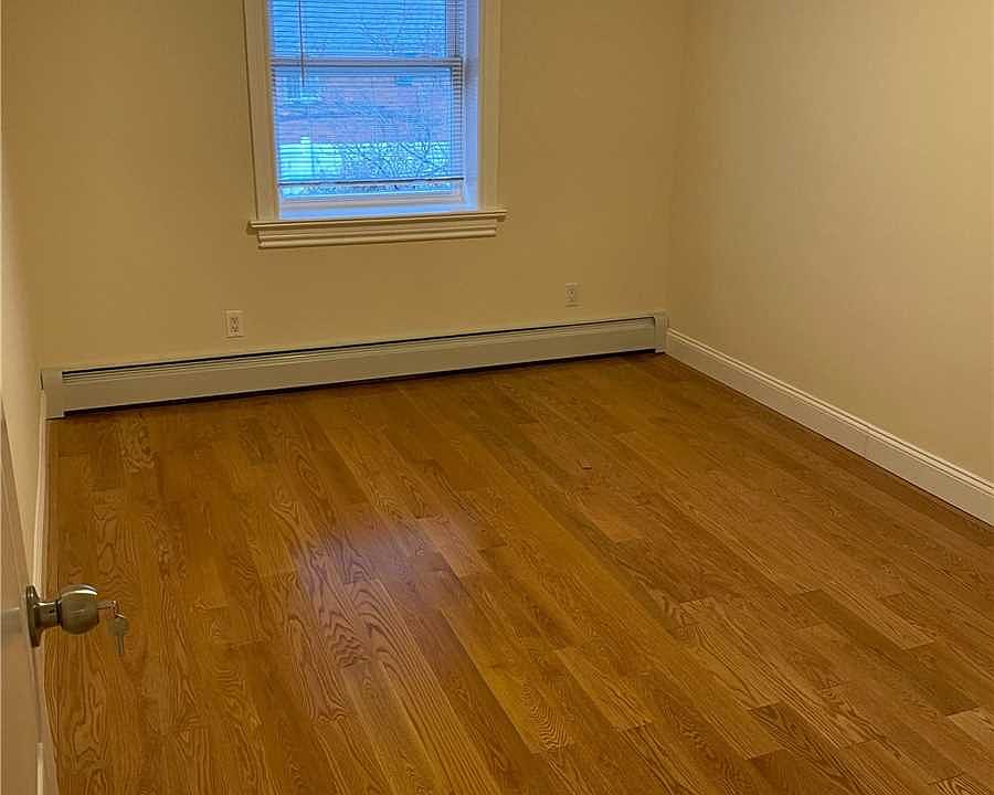 1st image of 15757 26th Ave