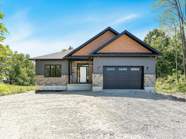 45 Sheppard St, Severn, ON L0K 1E0