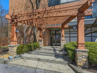1833 Four Lakes Ave APT 1M, Lisle, IL, 60532