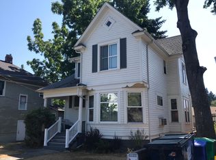 2044 SE Ash St APT 3, Portland, OR