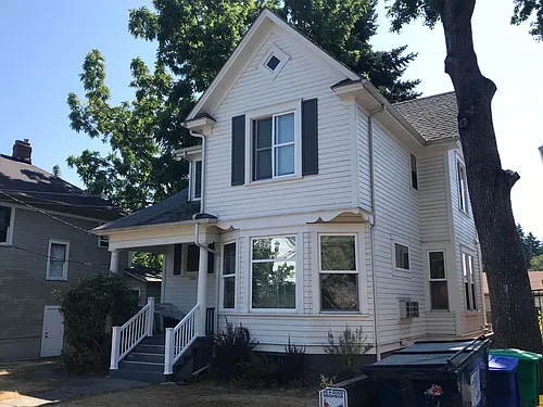 2044 SE Ash St #3 Photo 1