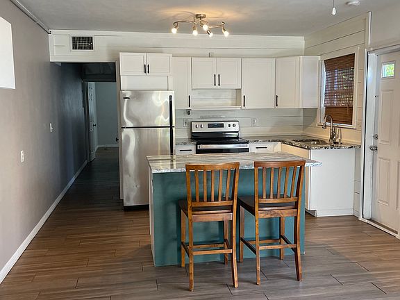 4th image of 1652 14th Ave #1652