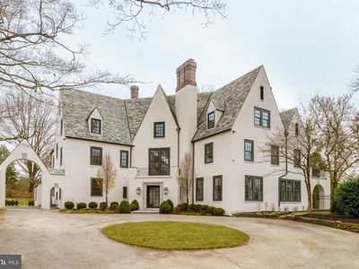 422 W Chestnut Hill Ave, Philadelphia, PA, 19118