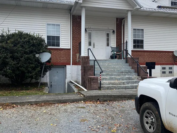 114 Davis Hollow Rd APT 2, Elizabethton, TN 37643