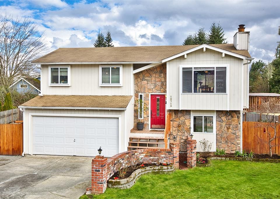 1st image of 10713 52nd Ave NE