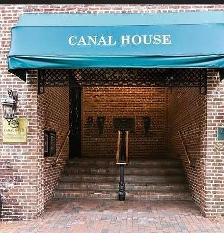 Canal House front entrance