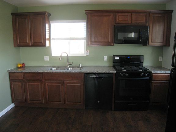 2nd image of 1037 Naranca Ave