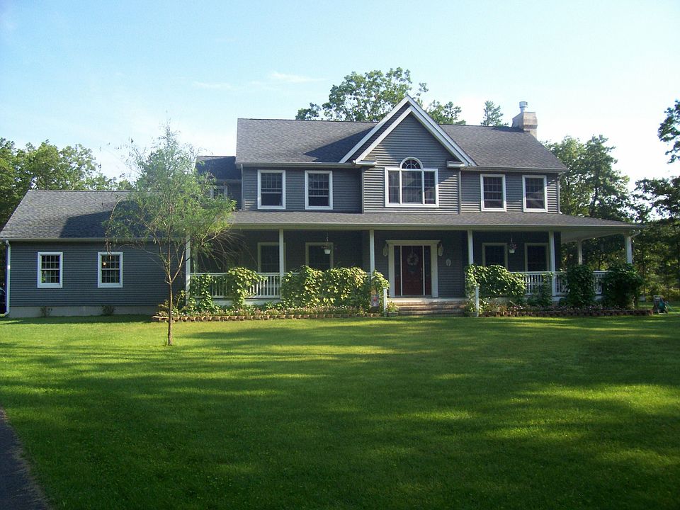 2nd image of 160 7th Ave