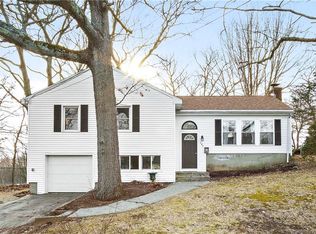 107 Pamela Ave, Groton, CT 06340