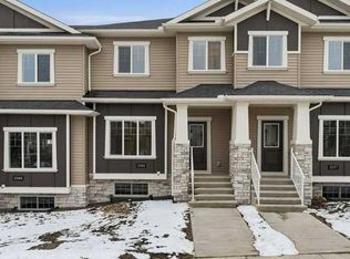 2161 N Bayview Dr SW, Airdrie, AB T4B5N3