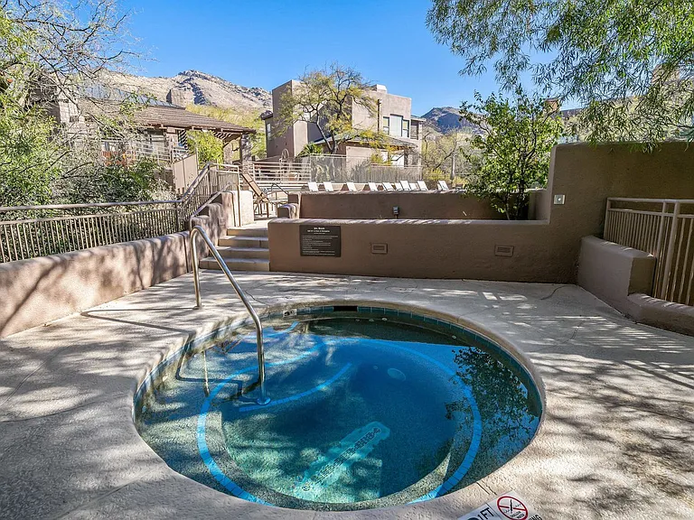 6655 N Canyon Crest Dr #2-ID1594714P — Photo 37