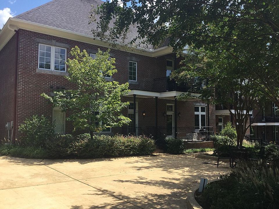 2nd image of 899 Jefferson Ave APT 5