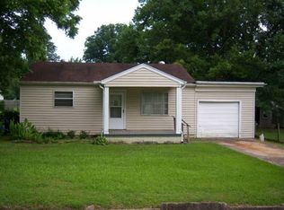 602 21st Ave N, Columbus, MS 39701