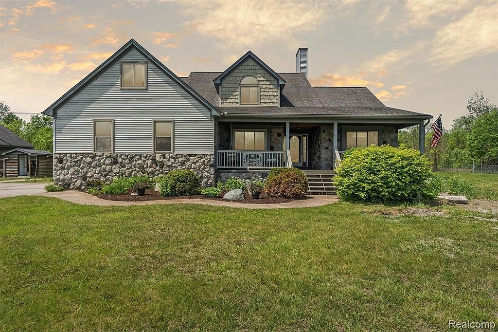 1399 N Ortonville Rd, Ortonville, MI 48462 Zillow