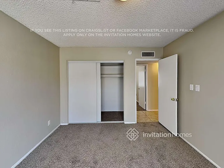 4136 N 81st Ave — Photo 9