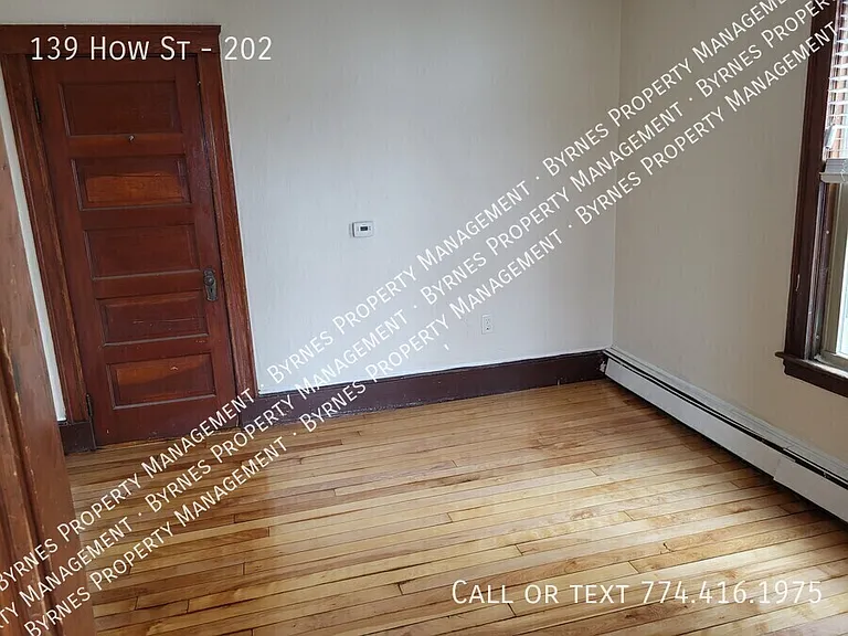 139 How St #202 — Photo 2
