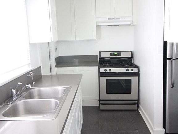 5th image of 4149 Monroe St #5