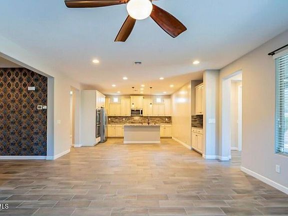 4th image of 3386 E Strawberry Dr