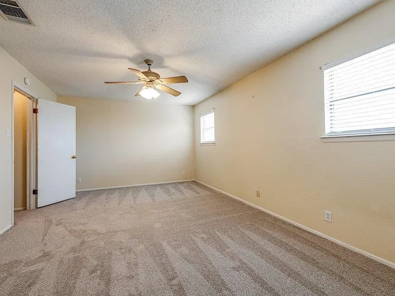 13204 Rampart St — Photo 14
