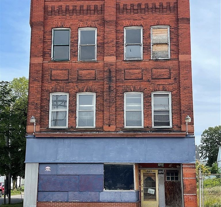 1st image of 413 Genesee St