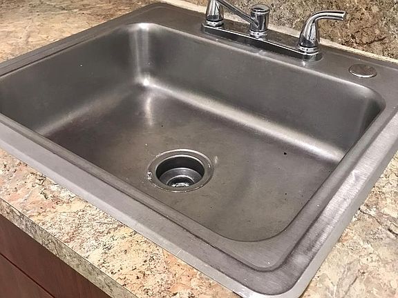 2nd image of 1525 NW 1st Pl APT 12