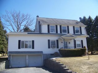 17 Arnold Ave, Scranton, PA 18505