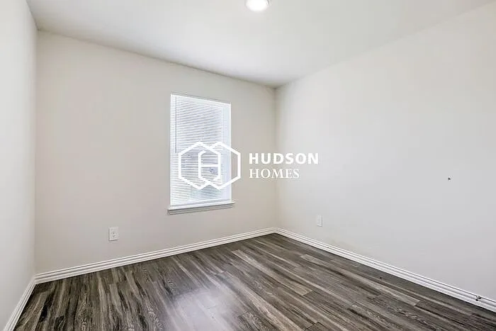 418 Shorty St — Photo 6