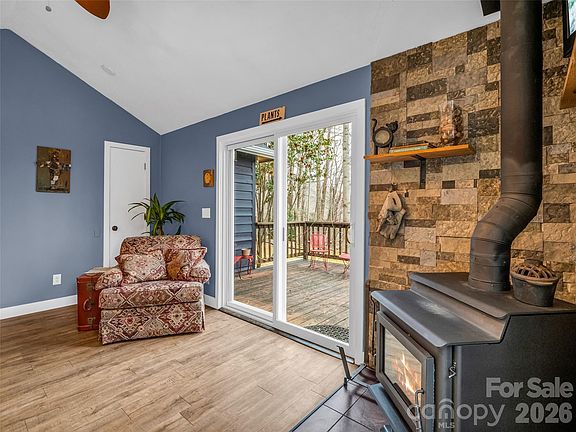 5th image of 1586 Skyuka Mountain Rd