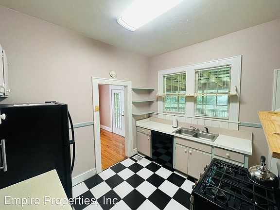 4th image of 1234 Alachua Ave