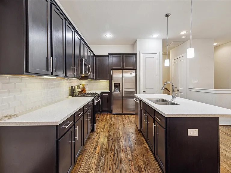 3902 Tulane Oak Dr — Photo 10