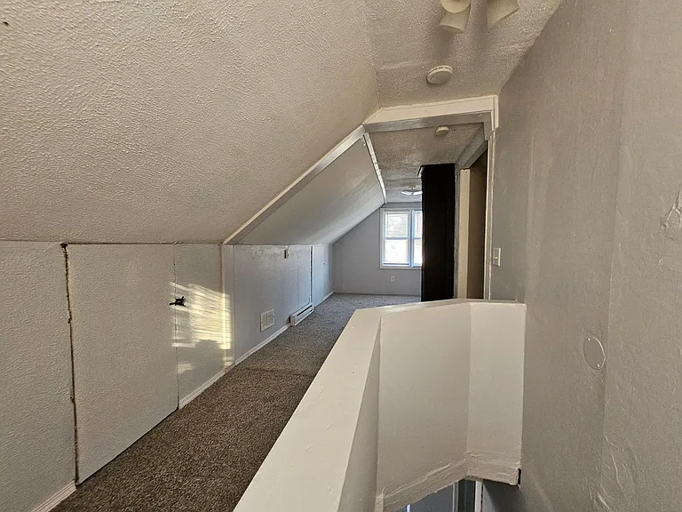 6828 Meadow Ave — Photo 12