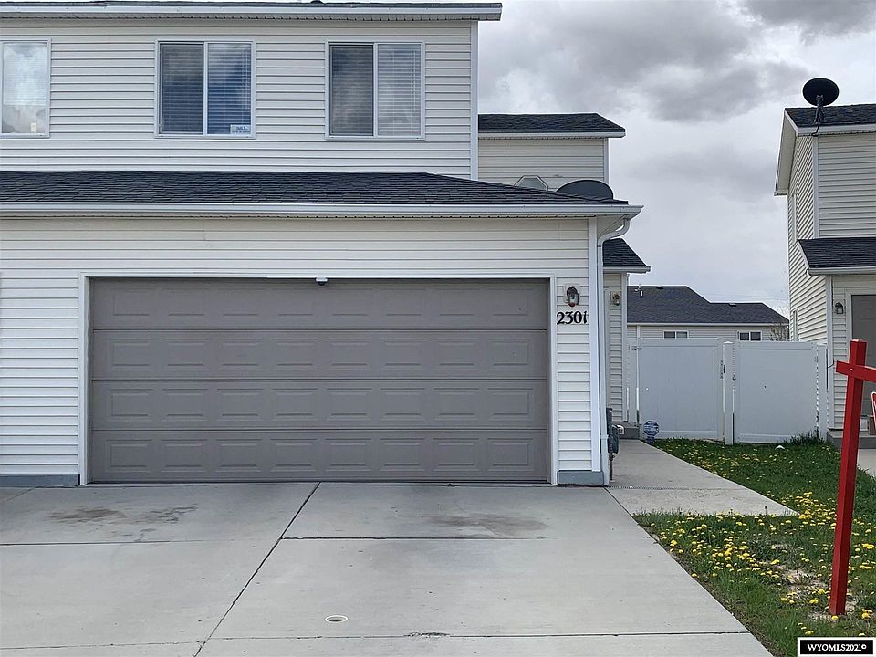 1st image of 2301 Westridge Dr