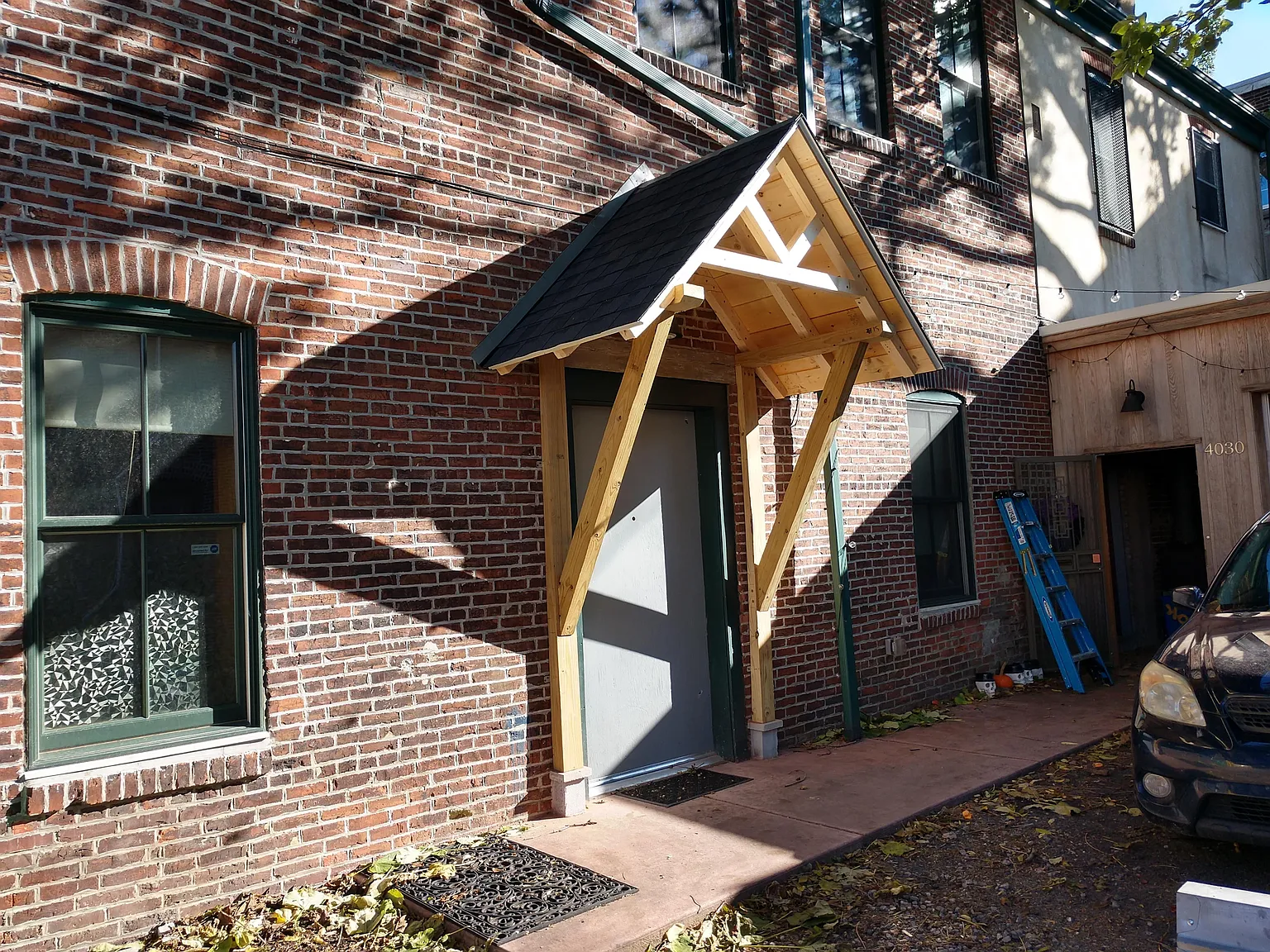 2 bed, 1200 sqft, $2,000 — Photo 2