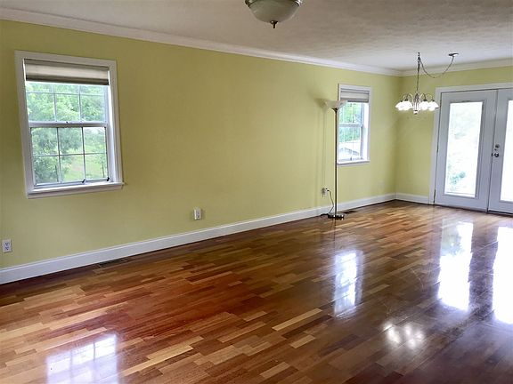 4th image of 1350 E Campbell Park Dr