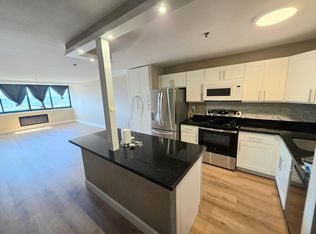 555 Pierce St APT 933, Albany, CA 94706