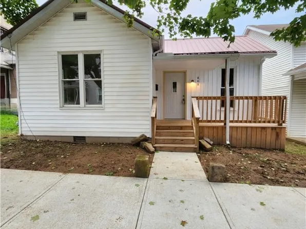 448 N 6th St, Cambridge, OH 43725