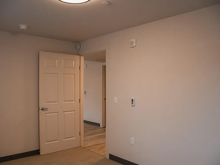 Kirkland Heights Apartments — Photo 58