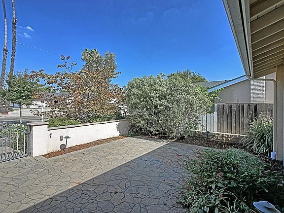 5th image of 9086 Neath St