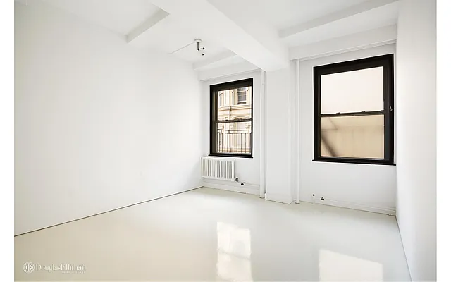 Sold by Douglas Elliman | media 14