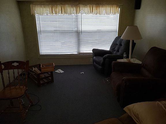 10x30 approx liveingroom 