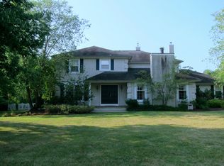 132 Dorchester Way, Shrewsbury, NJ 07702