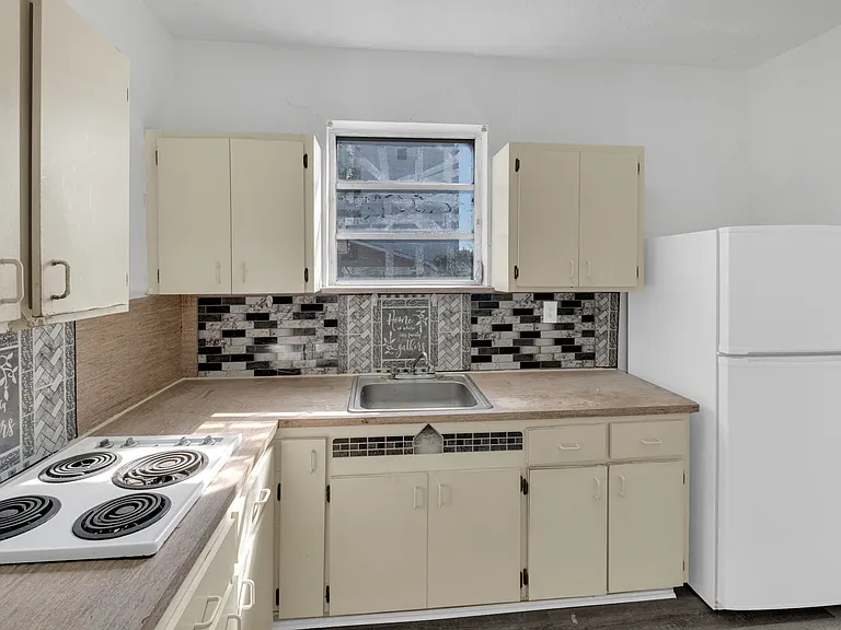 67 Glen Royal Pkwy #2 — Photo 8