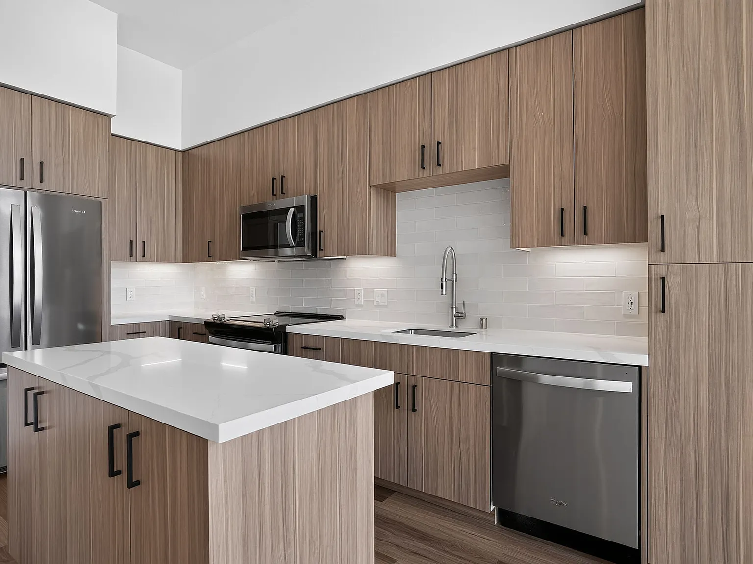 The Colton — Photo 2