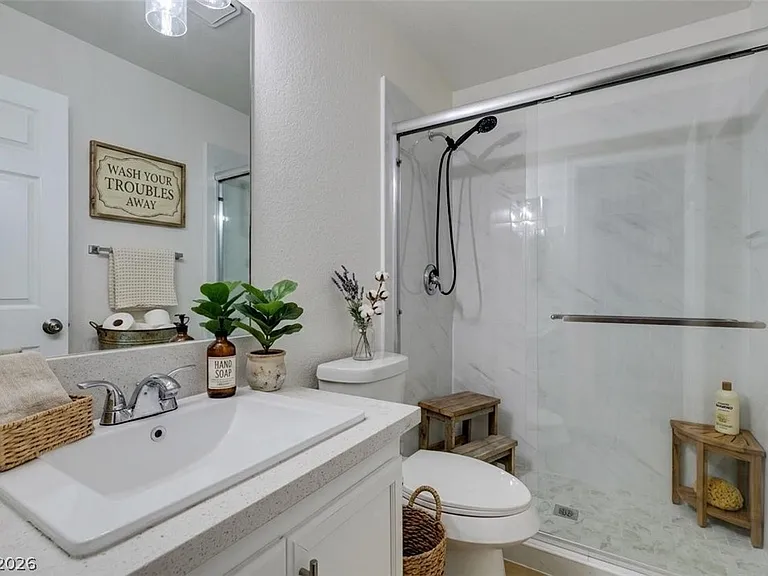 1800 Edmond St #124 — Photo 62