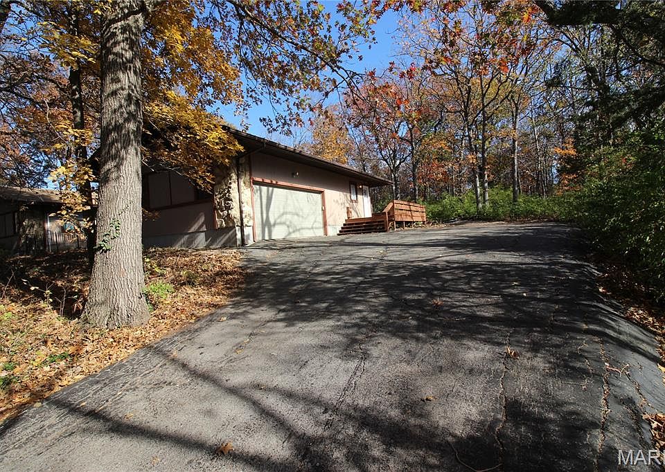 1st image of 14 Rockwood Forest Gln