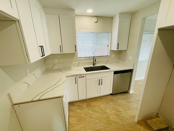 4th image of 144 Lisa Ln #A