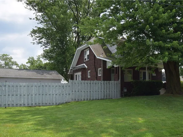 321 Hansen Ave, Ellwood City, PA 16117