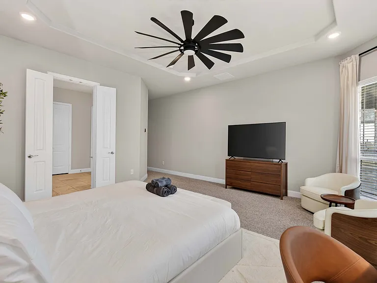 2626 Flat Bush Ave — Photo 22